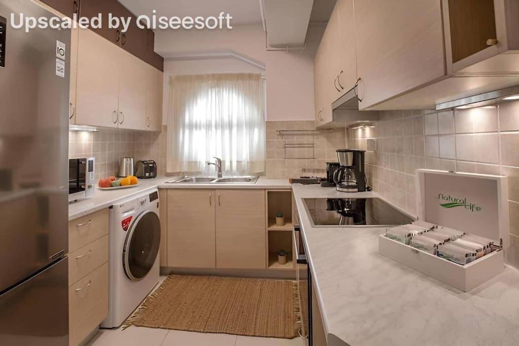 Modern Apartment In The Heart Of The City Athènes Extérieur photo
